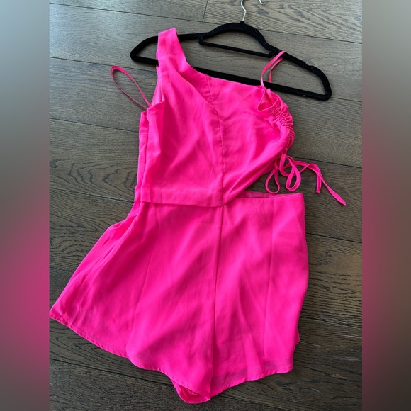 Superdown Aimey One shoulder Romper XS - Picture 4 of 5